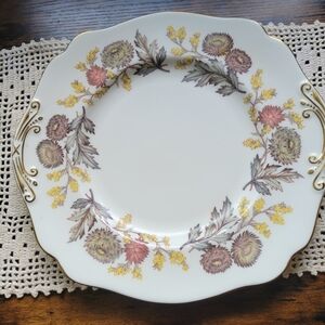Wedgwood Litchfield Cake Plate white & Gold Excellent unused